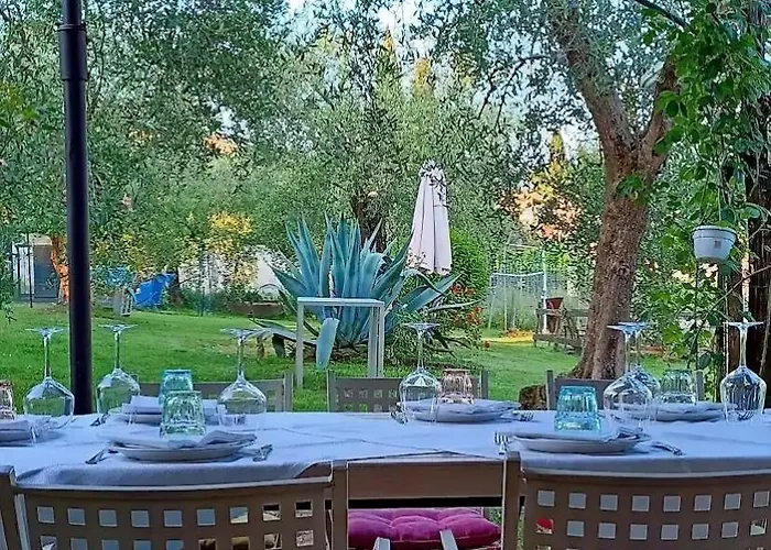 30 Moniga del Garda